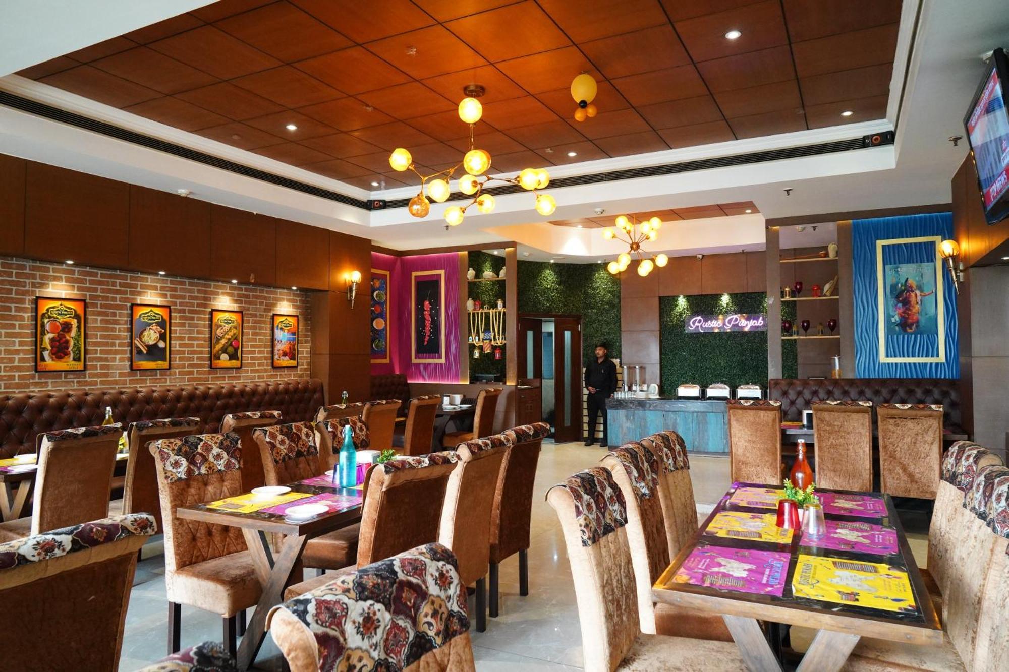 לודהיאנה Hotel Imperial Executive מראה חיצוני תמונה