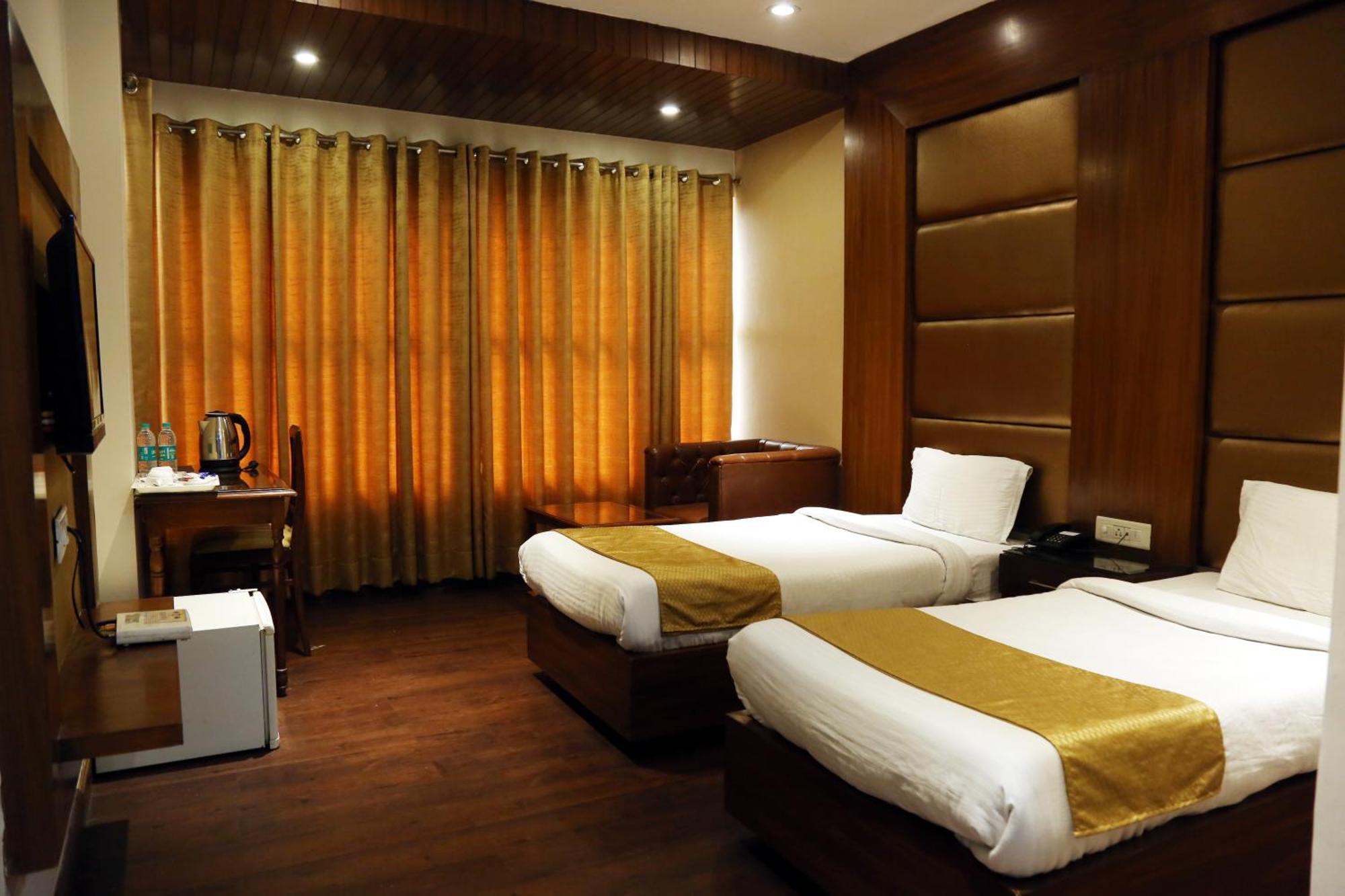 לודהיאנה Hotel Imperial Executive מראה חיצוני תמונה