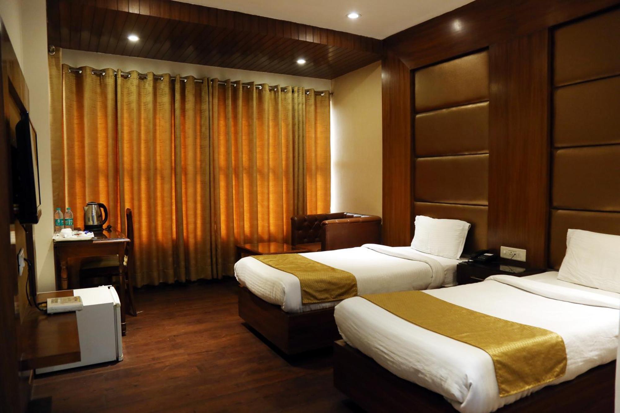 לודהיאנה Hotel Imperial Executive מראה חיצוני תמונה