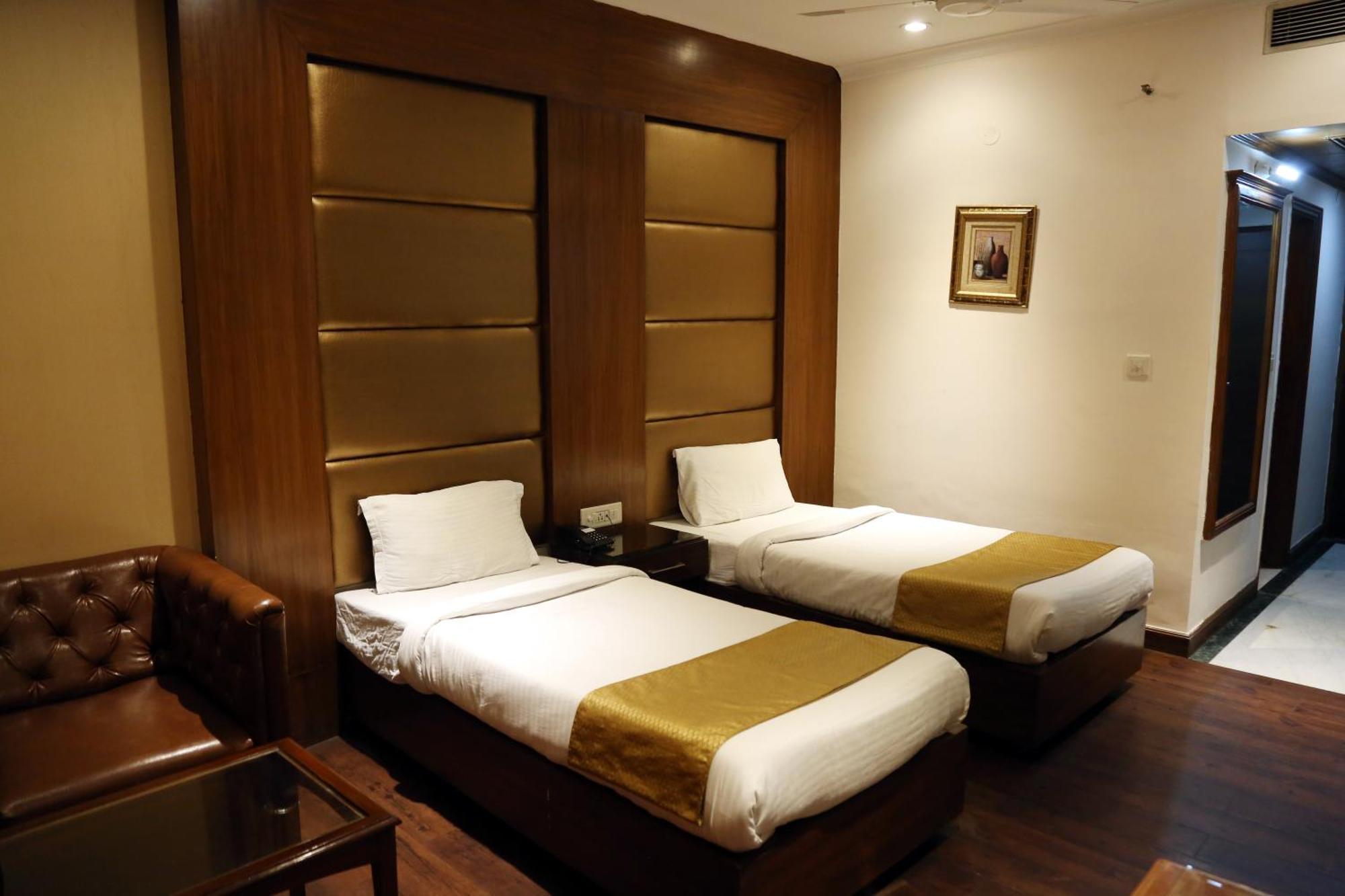 לודהיאנה Hotel Imperial Executive מראה חיצוני תמונה